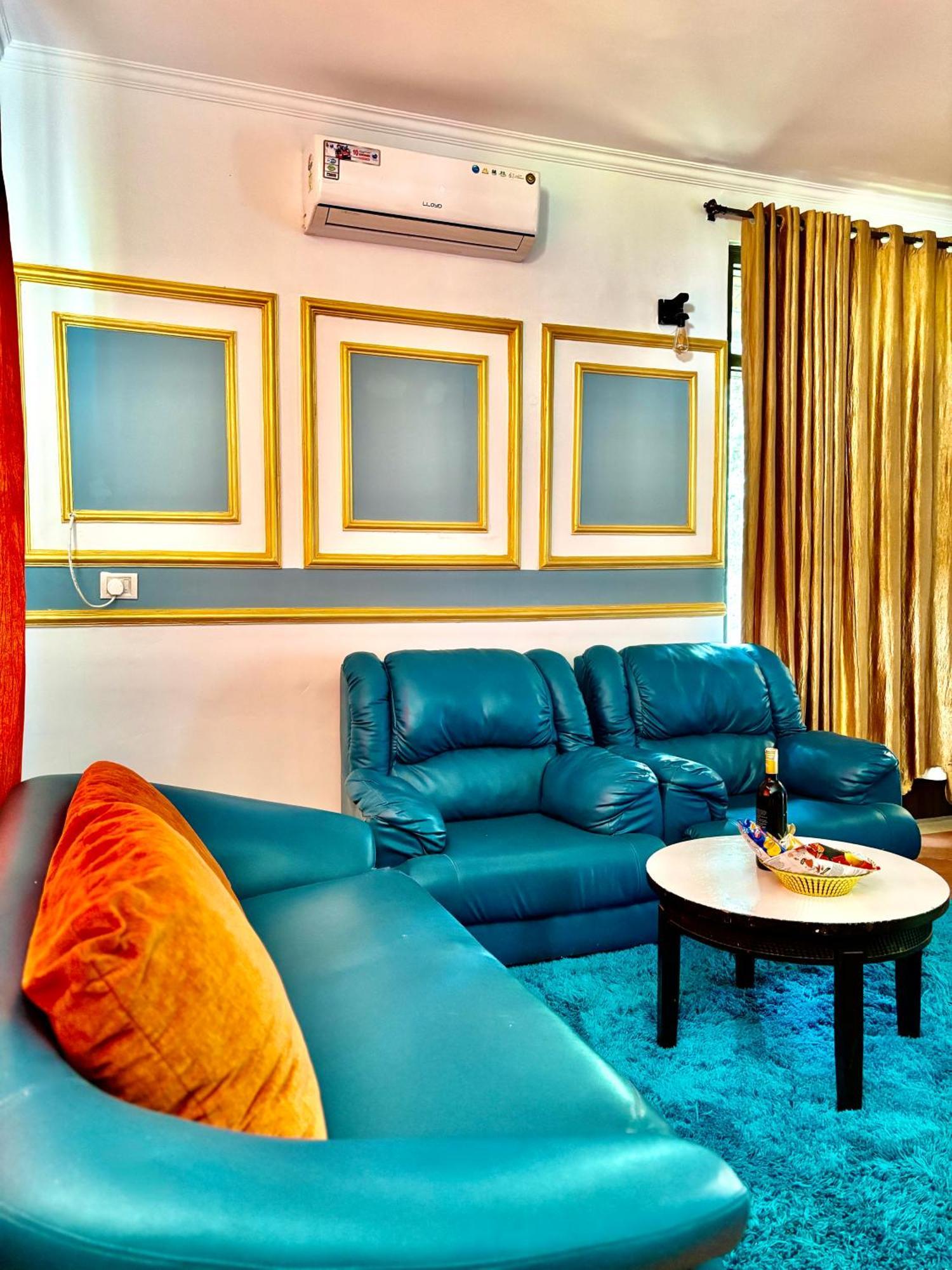 Atulyam Villa- Анжуна Экстерьер фото